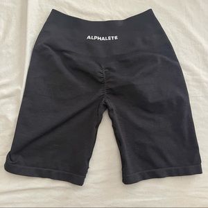 M Alphalete Amplify Biker Shorts EUC